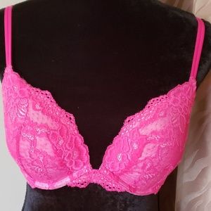 Victoria's Secret very sexy pushup pink lace